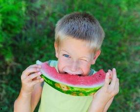 吃瓜群众笑开花,揭秘娱乐圈欢乐瞬间